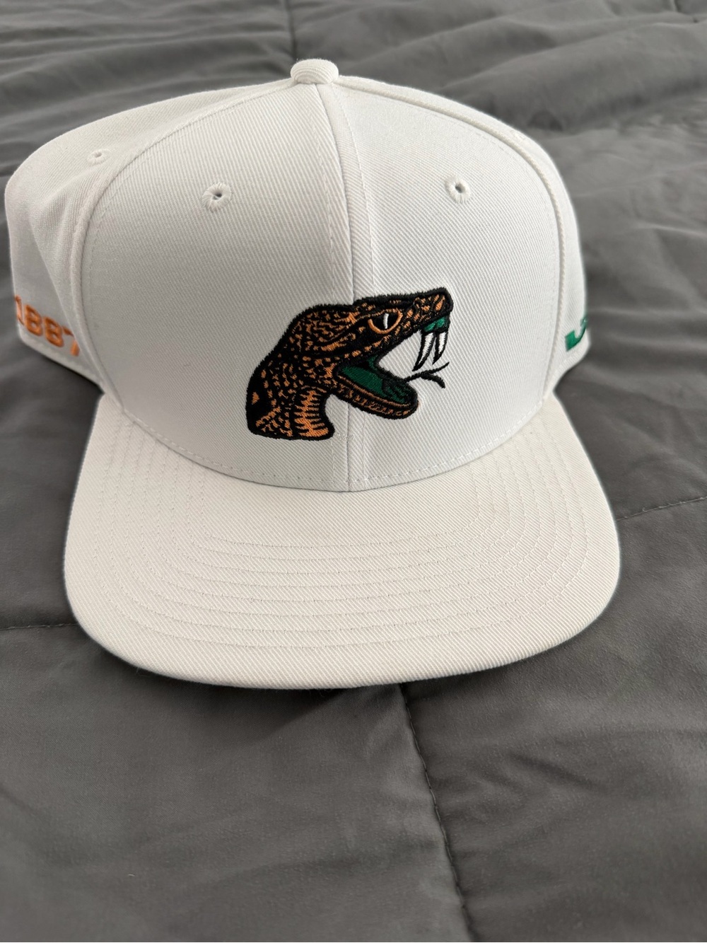 Nike White Snapback Hat with Embroidered Snake Patch/FAMU LeBron
